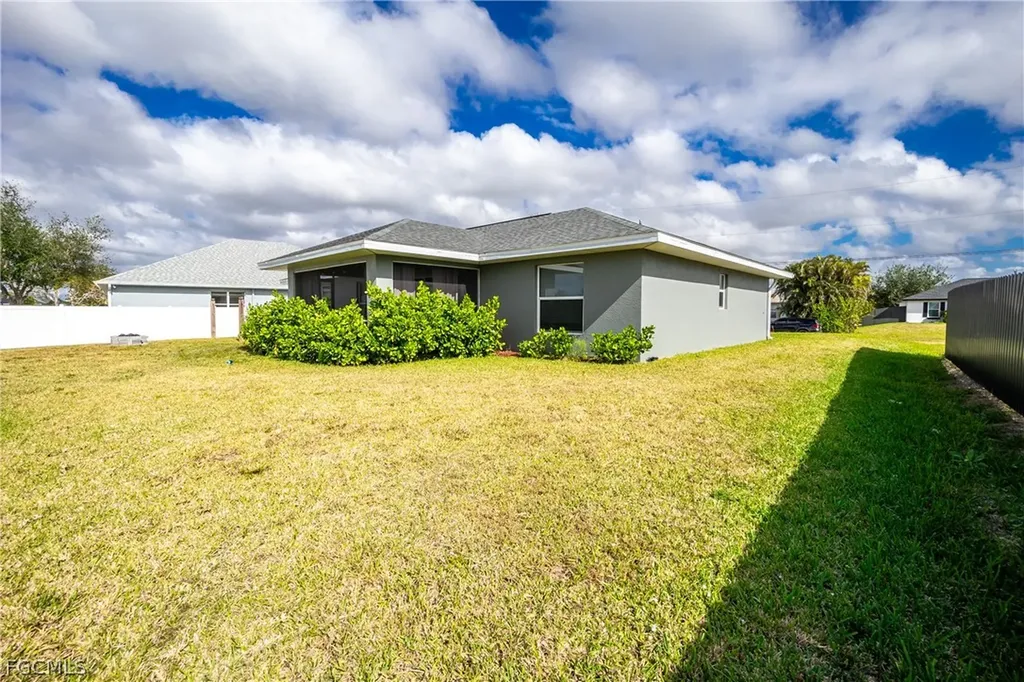228 NW 29th Avenue Cape Coral FL 33993