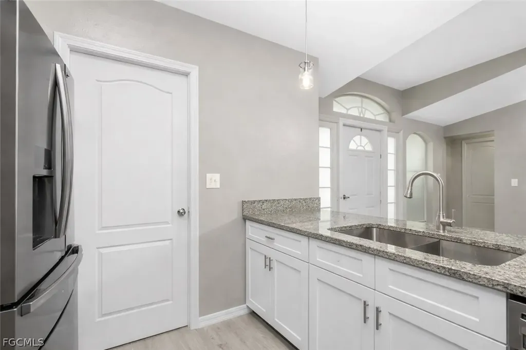 228 NW 29th Avenue Cape Coral FL 33993