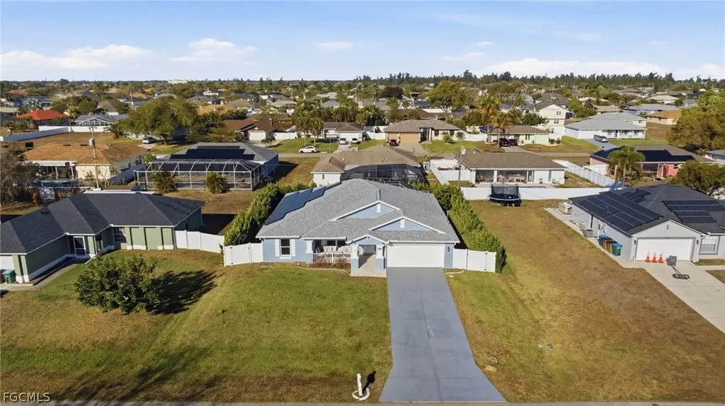 1112 SW 9th Court Cape Coral FL 33991