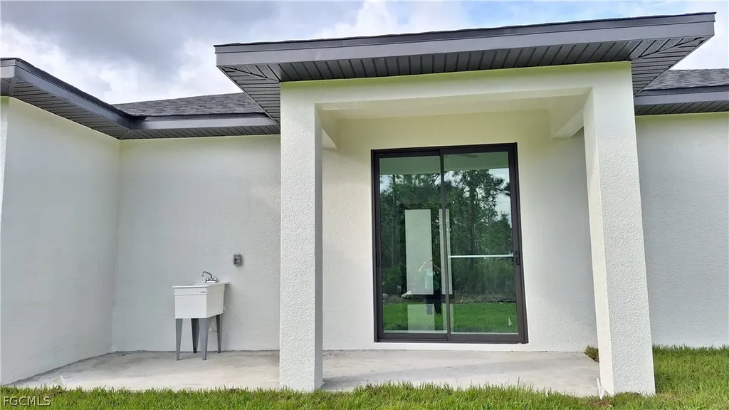 3205 34th Street W Lehigh Acres FL 33971