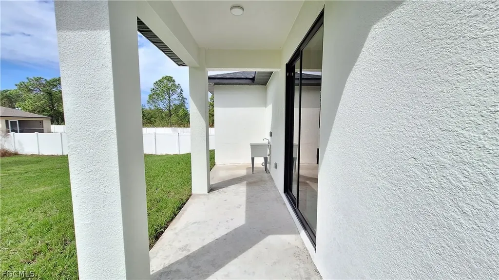 3205 34th Street W Lehigh Acres FL 33971