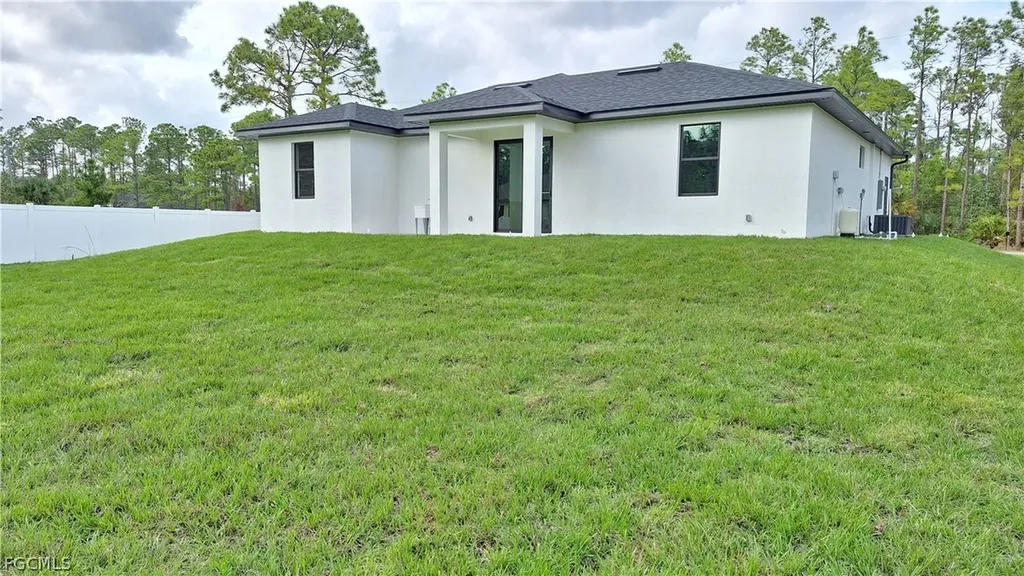 3205 34th Street W Lehigh Acres FL 33971
