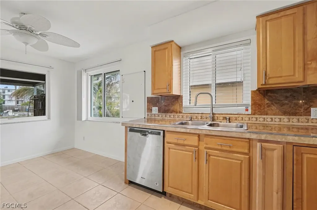 4910 Viceroy Street Cape Coral FL 33904