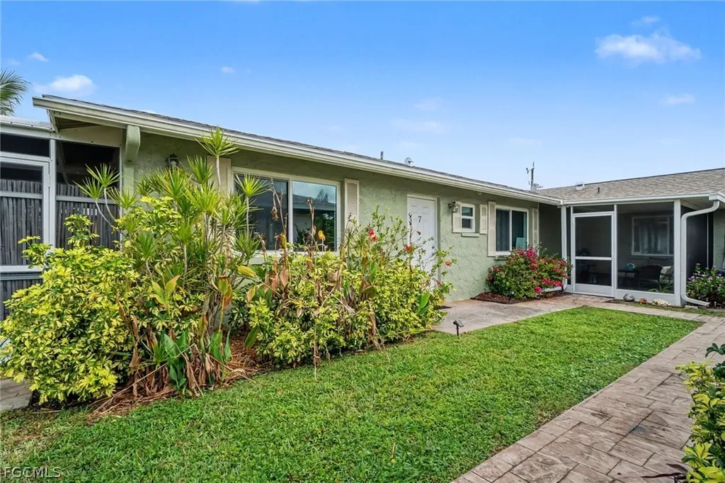 4910 Viceroy Street Cape Coral FL 33904