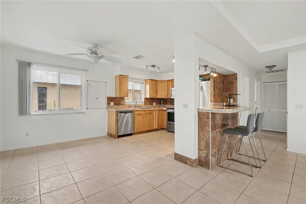4910 Viceroy Street Cape Coral FL 33904