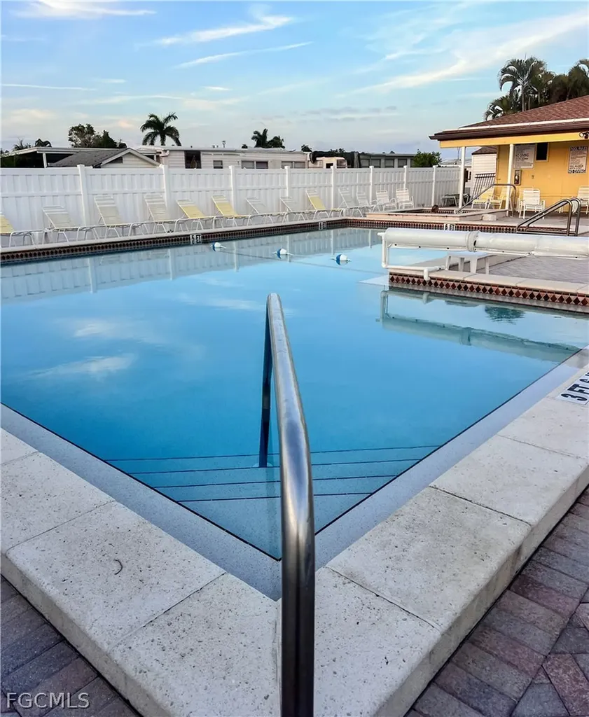 11019 Sunglow Lane Fort Myers FL 33908