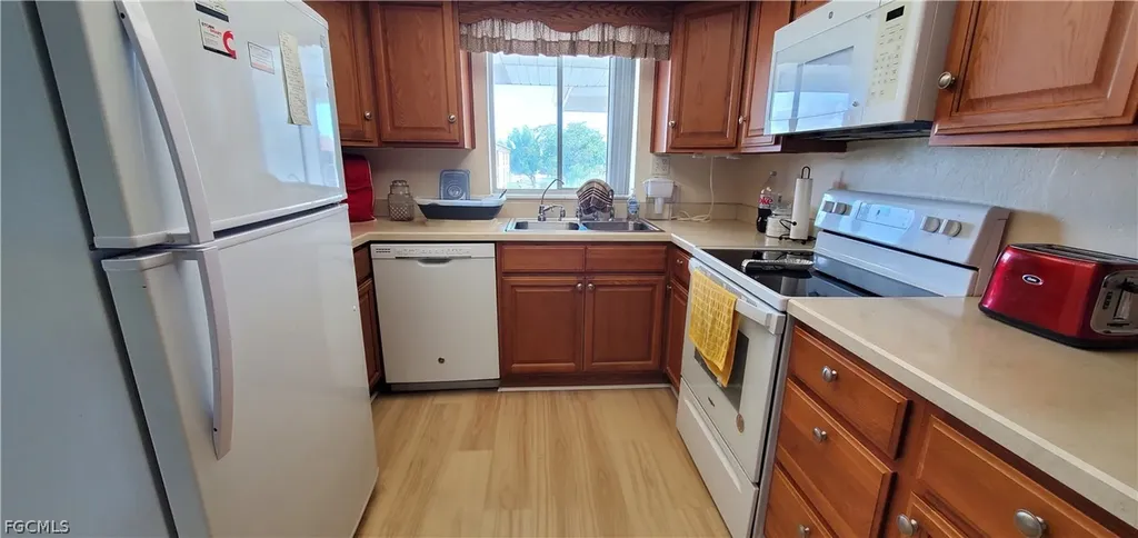 2100 Barkeley Lane Fort Myers FL 33907