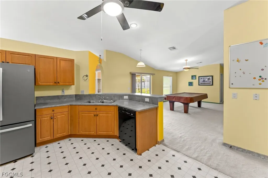 1128 SW 41st Terrace Cape Coral FL 33914