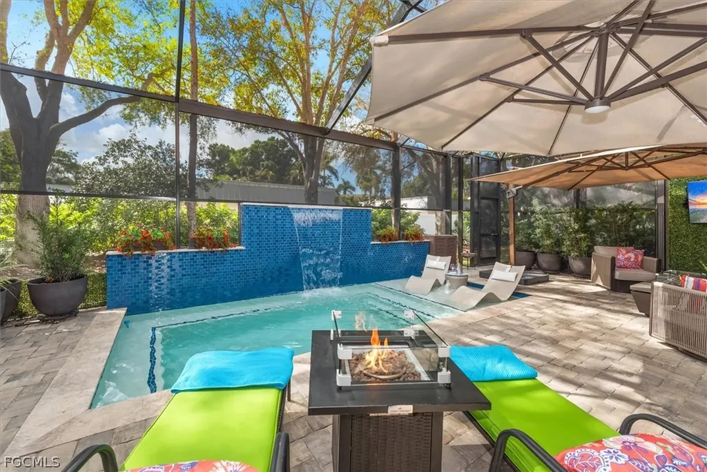 Naples FL, 4870 W Boulevard Court, Unit 21