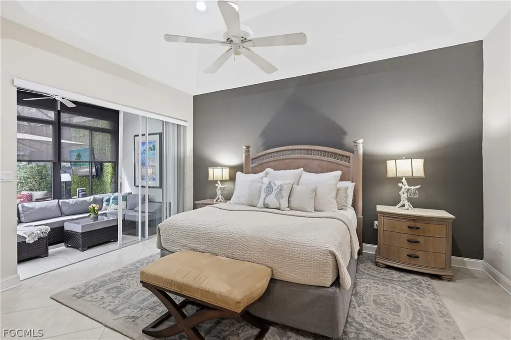 4870 W Boulevard Court Naples FL 34103