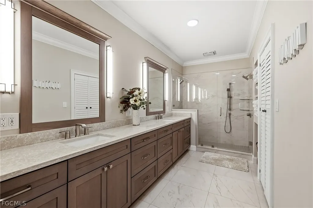 4870 W Boulevard Court Naples FL 34103