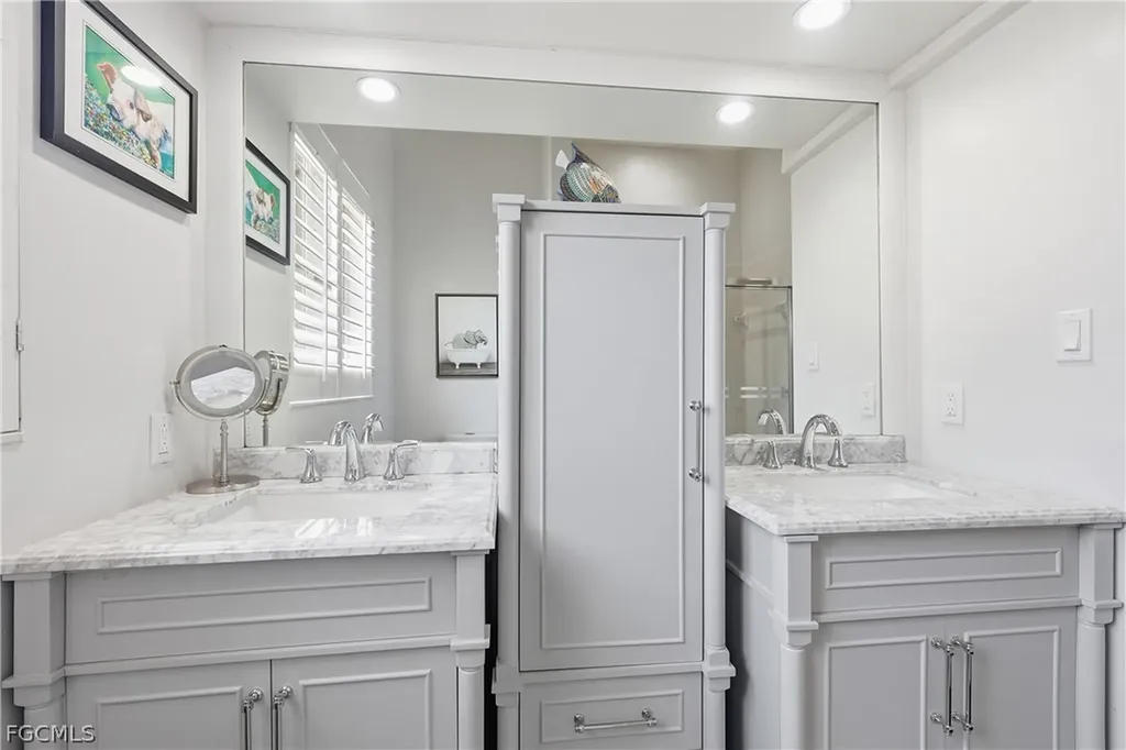 4870 W Boulevard Court Naples FL 34103