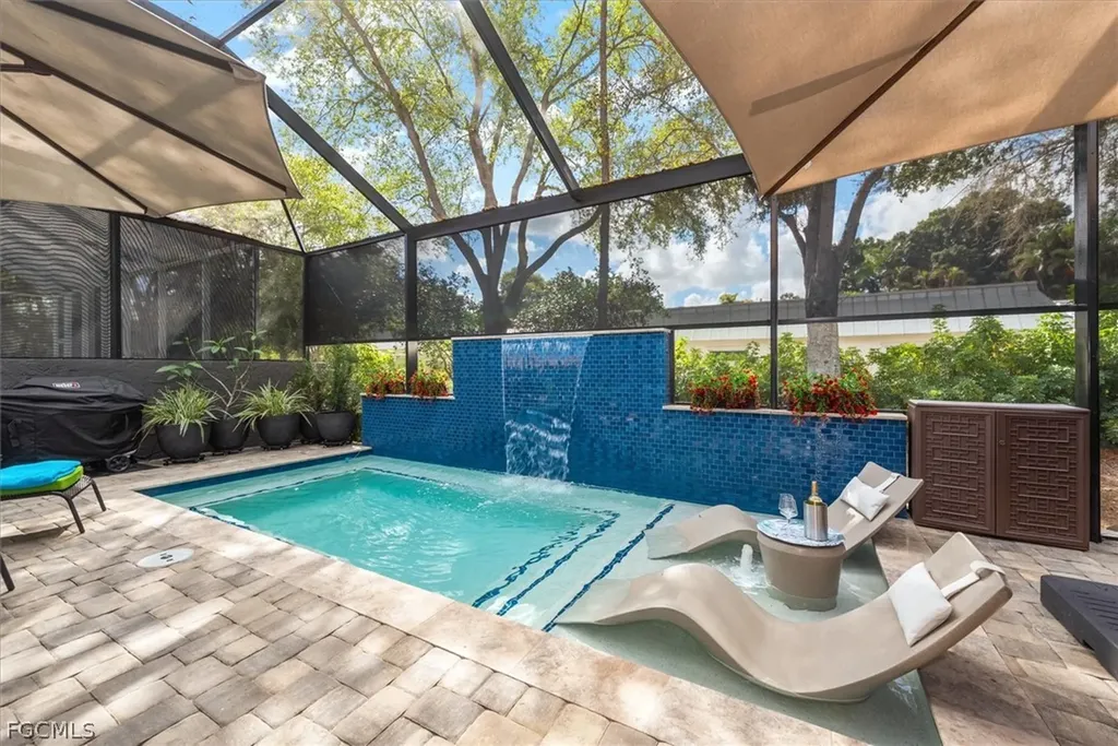 4870 W Boulevard Court Naples FL 34103