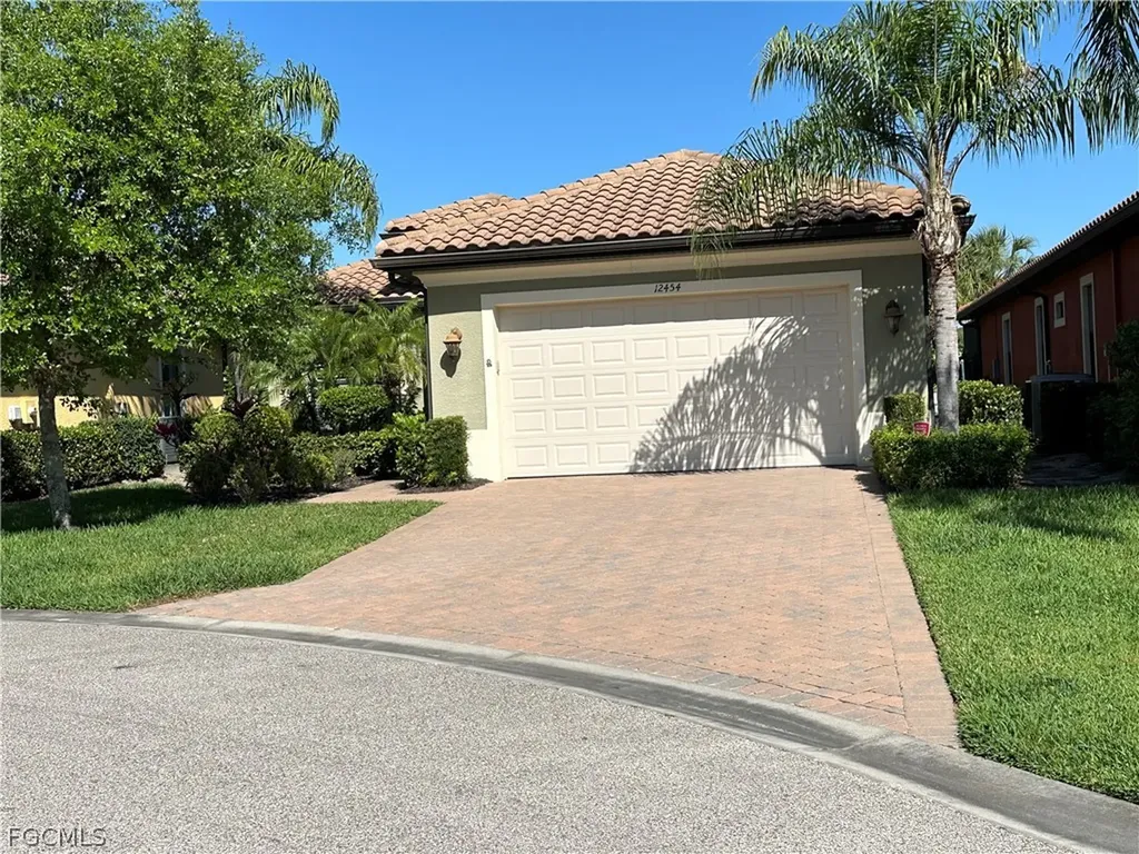 12454 Kentwood Avenue Fort Myers FL 33913