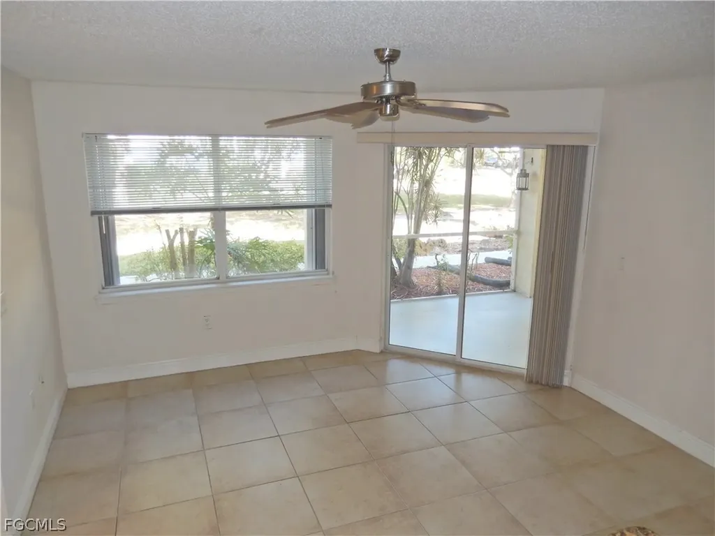 12560 Equestrian Circle Fort Myers FL 33907