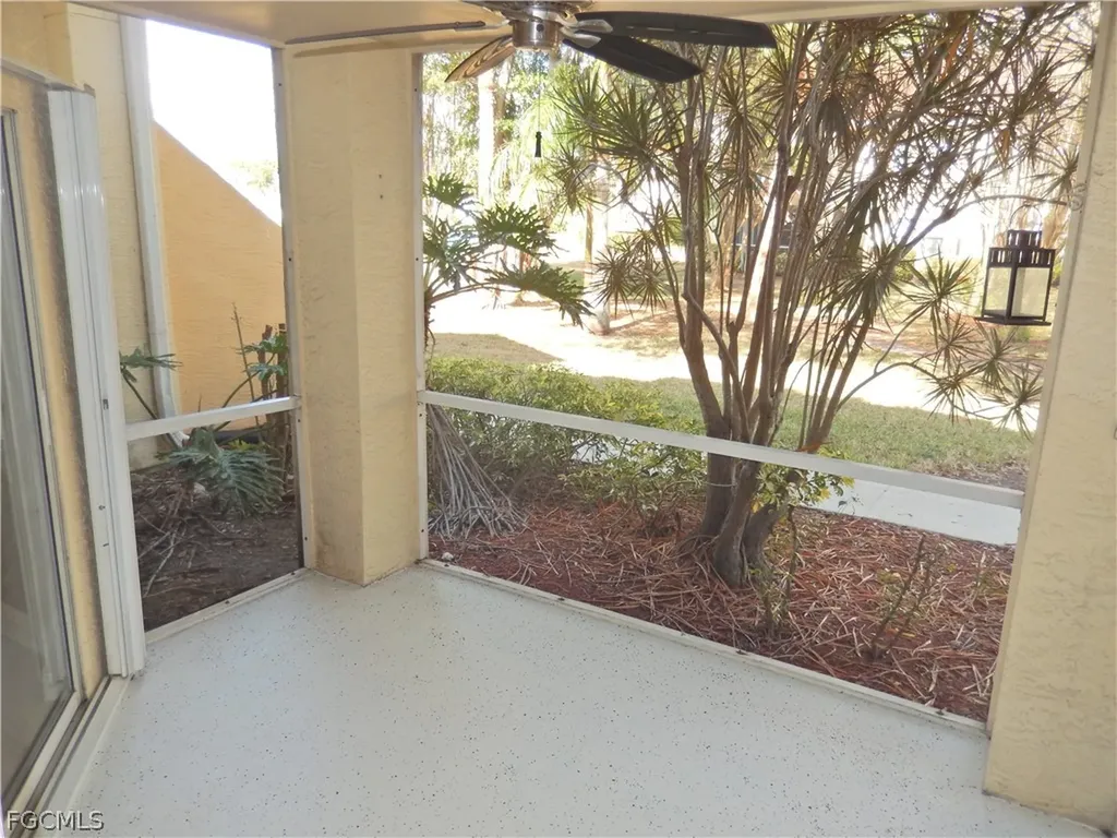 12560 Equestrian Circle Fort Myers FL 33907