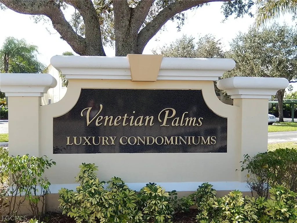 12560 Equestrian Circle Fort Myers FL 33907