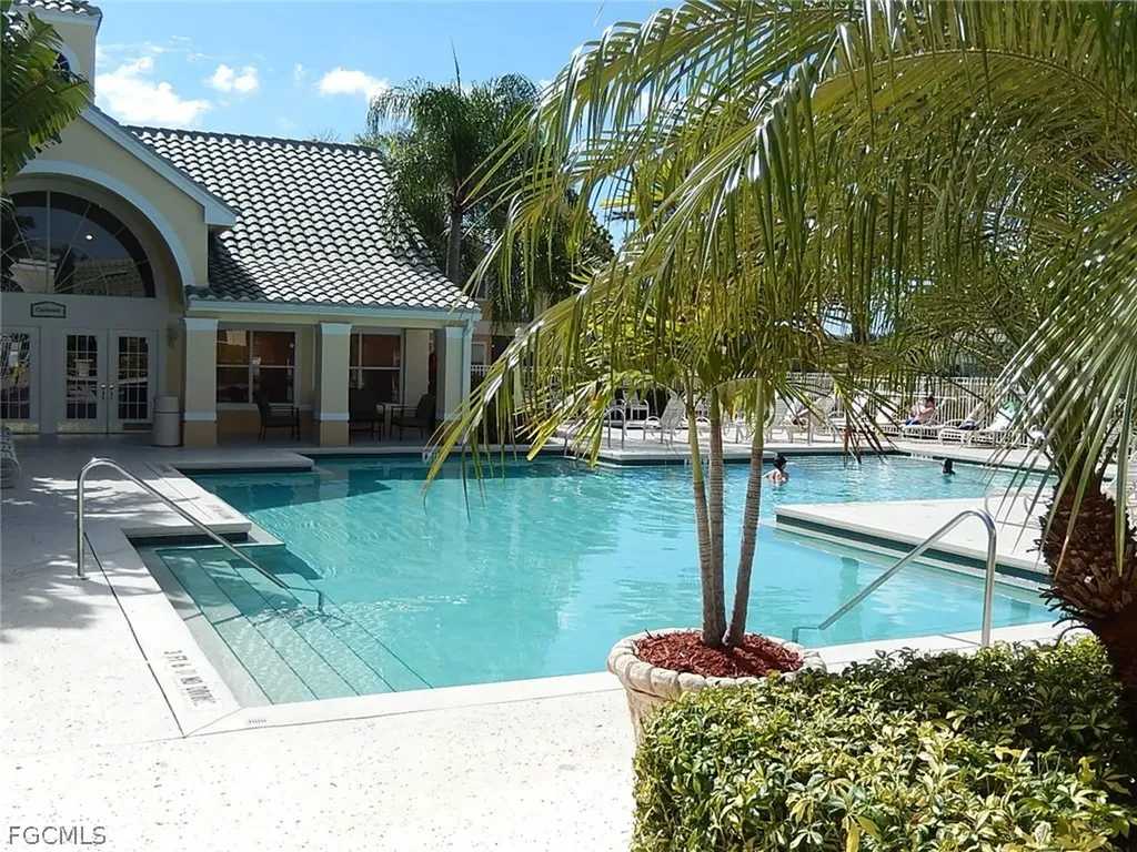 12560 Equestrian Circle Fort Myers FL 33907