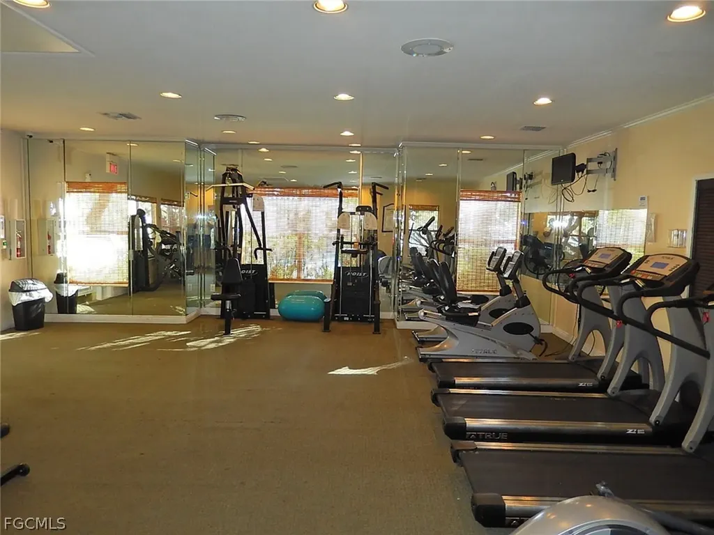 12560 Equestrian Circle Fort Myers FL 33907
