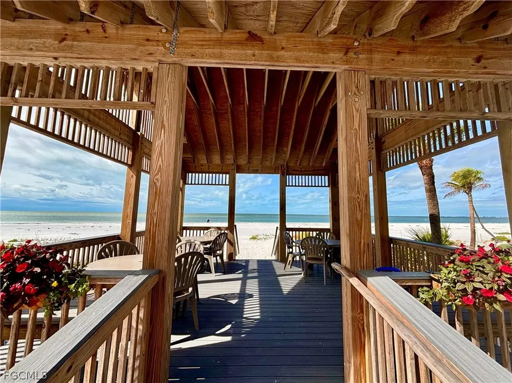 126 Mandalay Road Fort Myers Beach FL 33931