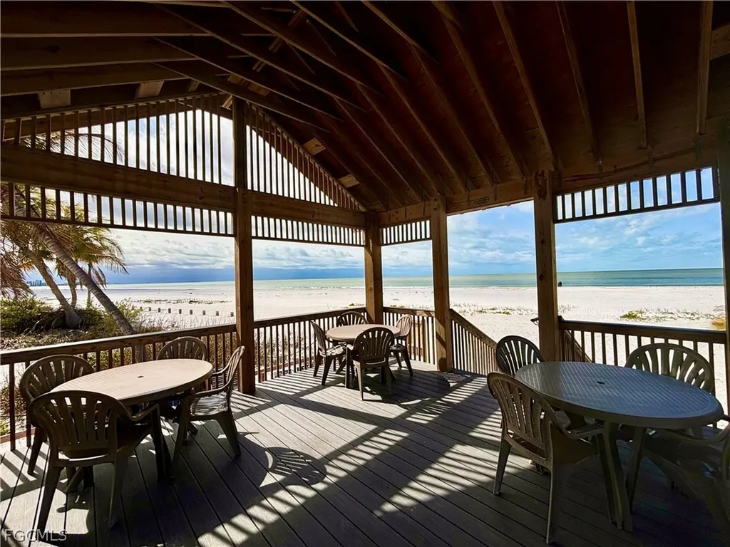 126 Mandalay Road Fort Myers Beach FL 33931