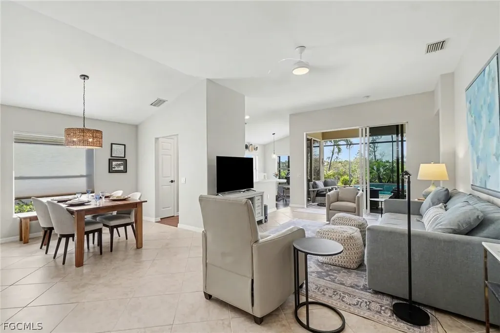 10012 Oakhurst Way Fort Myers FL 33913