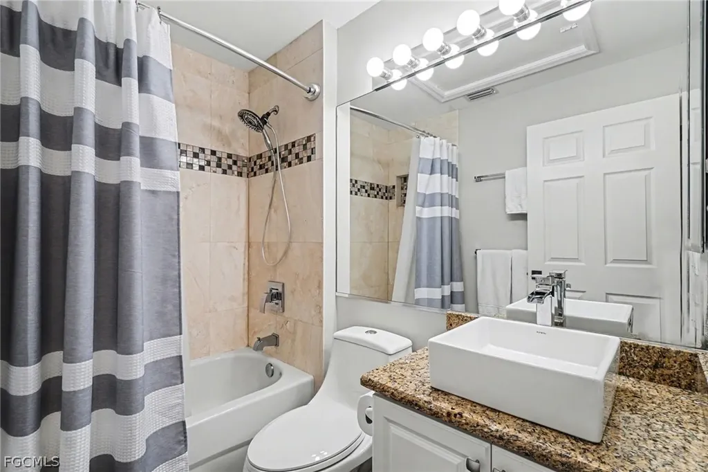 10012 Oakhurst Way Fort Myers FL 33913