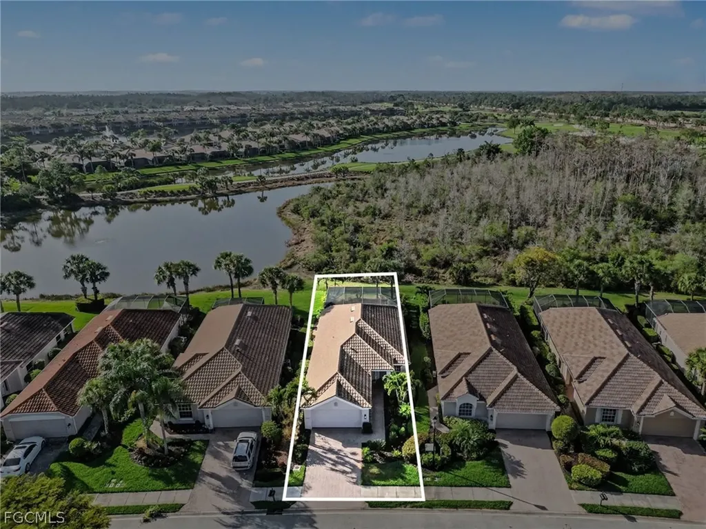 10012 Oakhurst Way Fort Myers FL 33913
