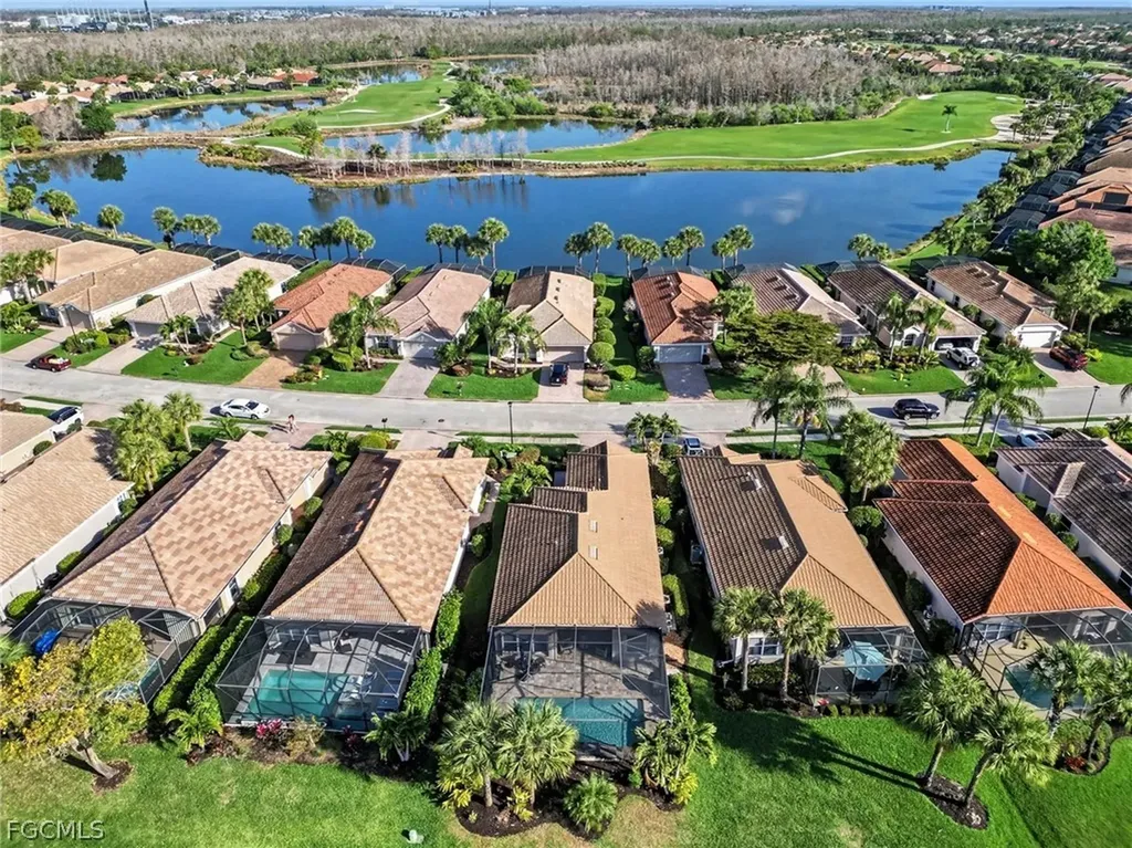 10012 Oakhurst Way Fort Myers FL 33913