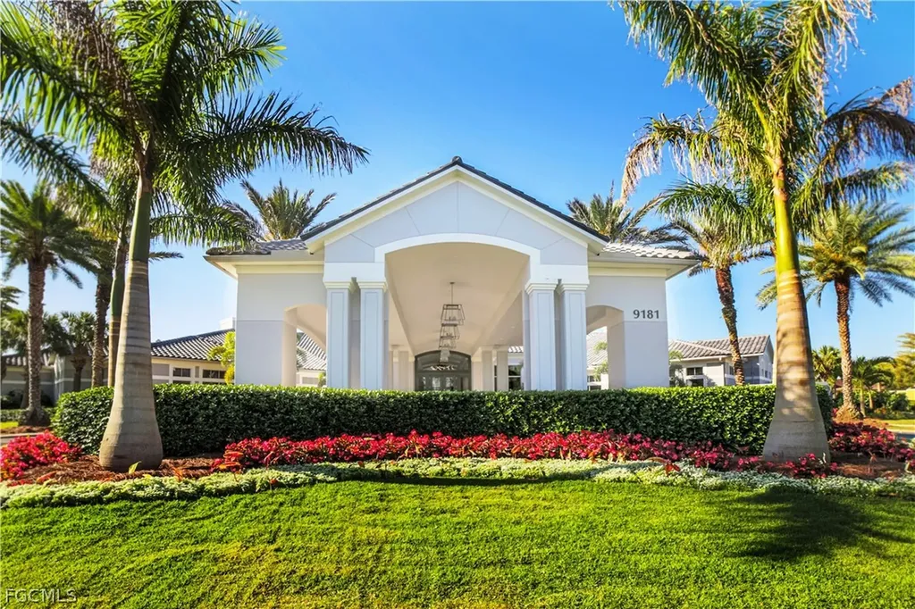 10012 Oakhurst Way Fort Myers FL 33913