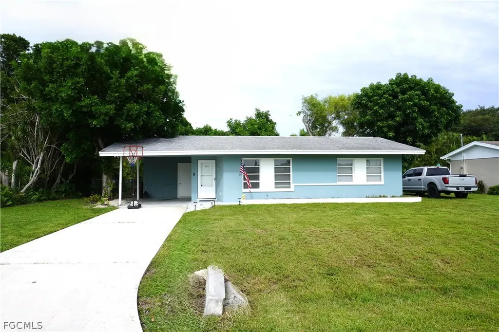 5211 Tower Drive Cape Coral FL 33904