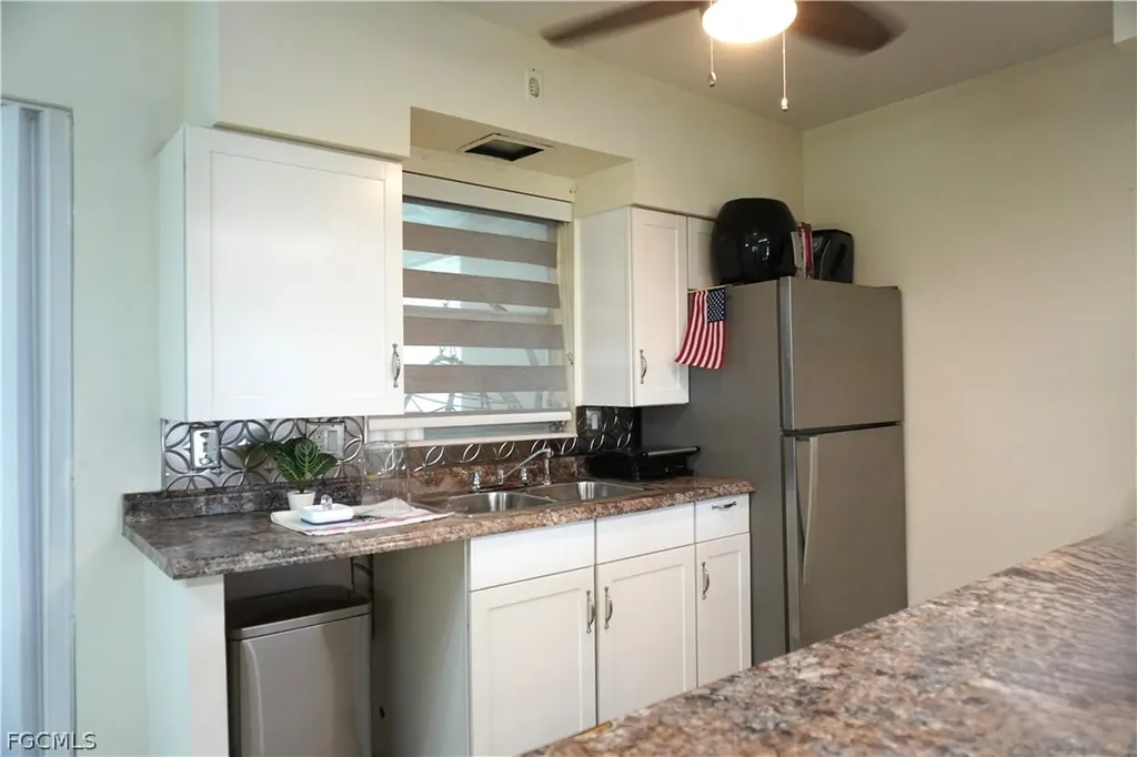 5211 Tower Drive Cape Coral FL 33904