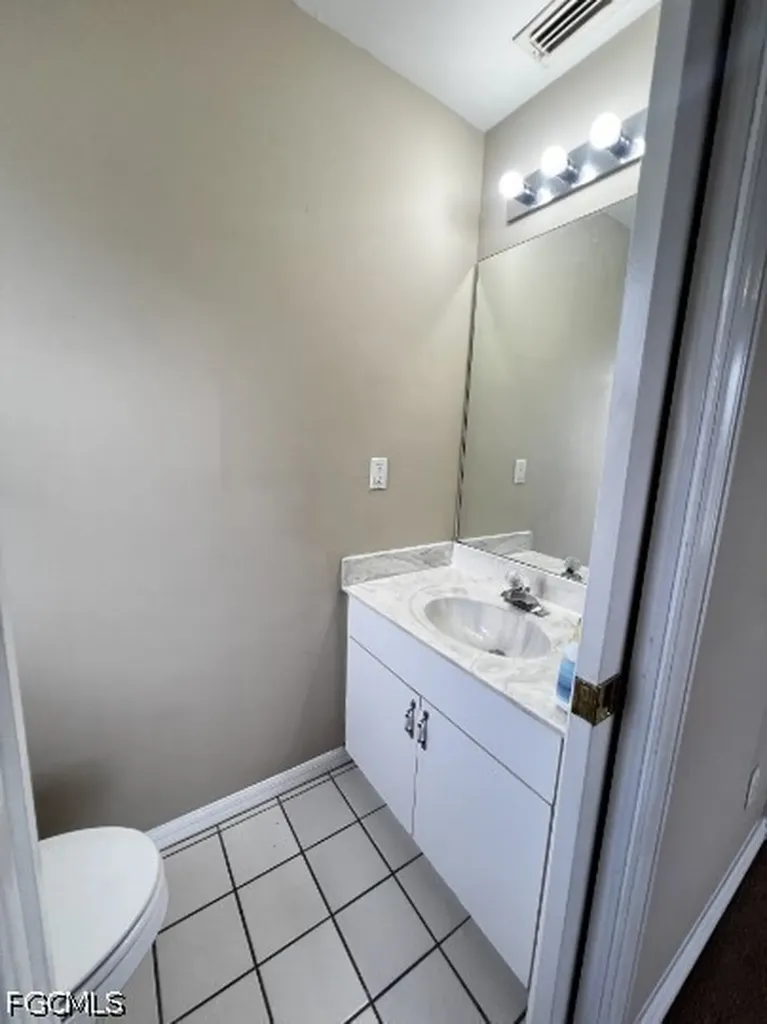 2308 NE 6th Street Cape Coral FL 33909