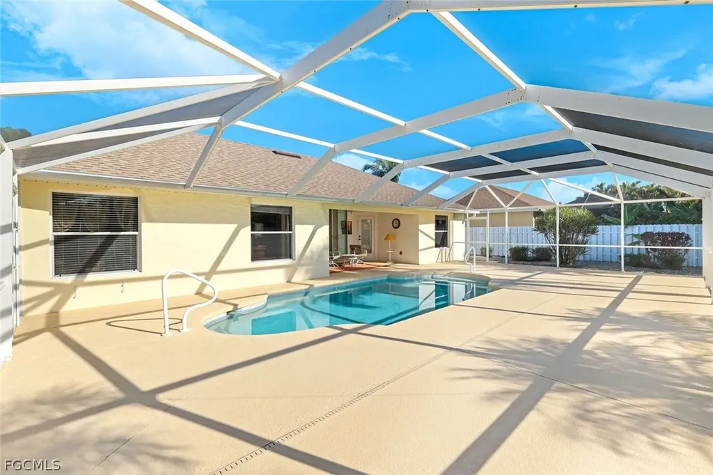 3510 SE 5th Place Cape Coral FL 33904