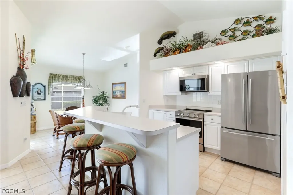3510 SE 5th Place Cape Coral FL 33904