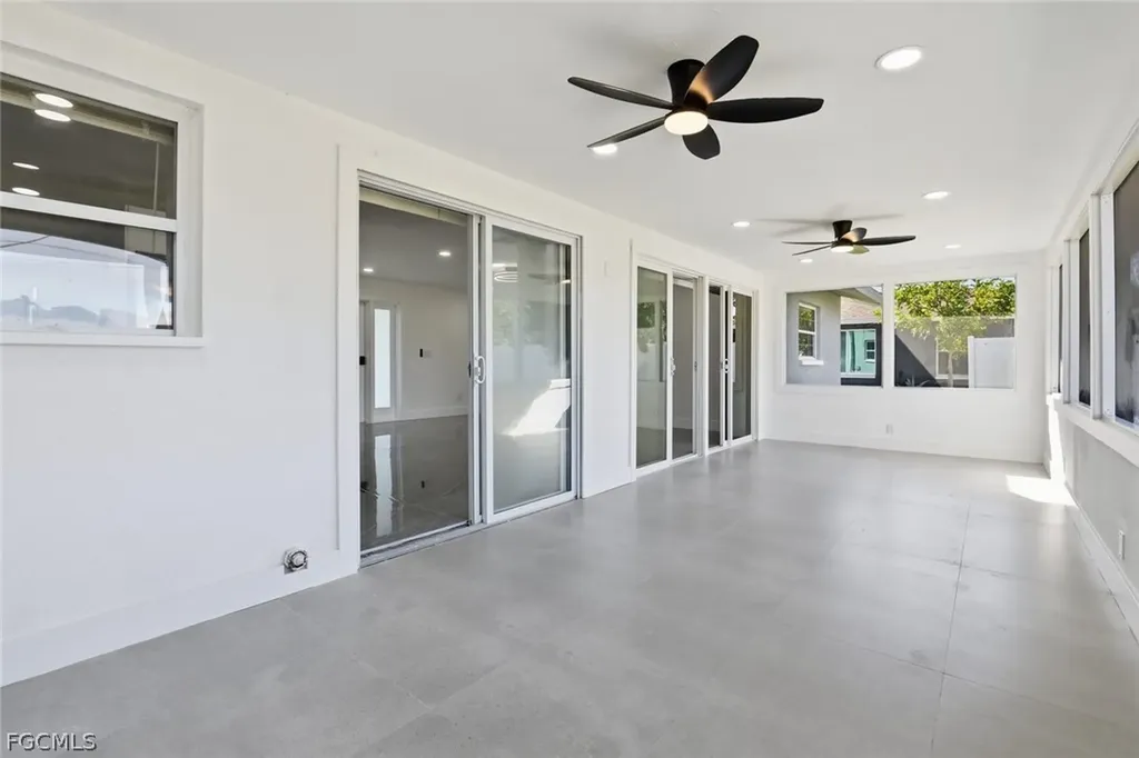 3420 SE 4th Place Cape Coral FL 33904