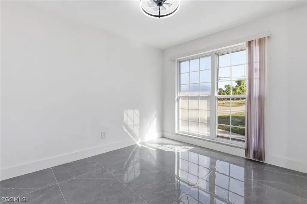 3420 SE 4th Place Cape Coral FL 33904