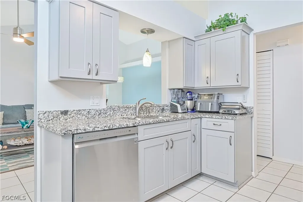 9140 Greenleaf Court Fort Myers FL 33919
