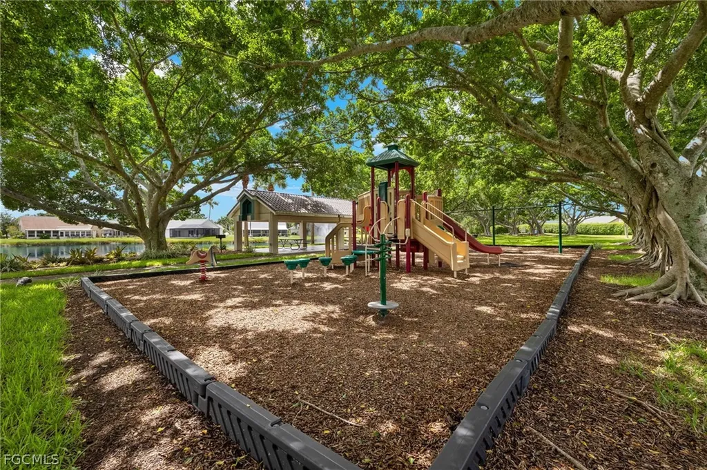 9140 Greenleaf Court Fort Myers FL 33919