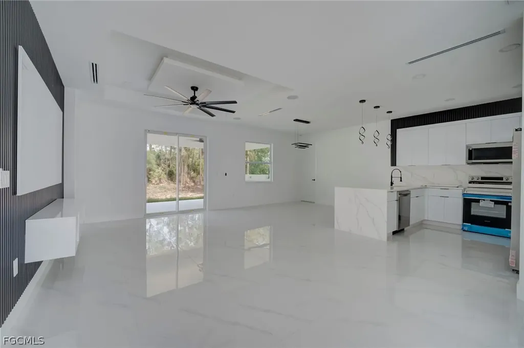 3814 17th Street W Lehigh Acres FL 33971