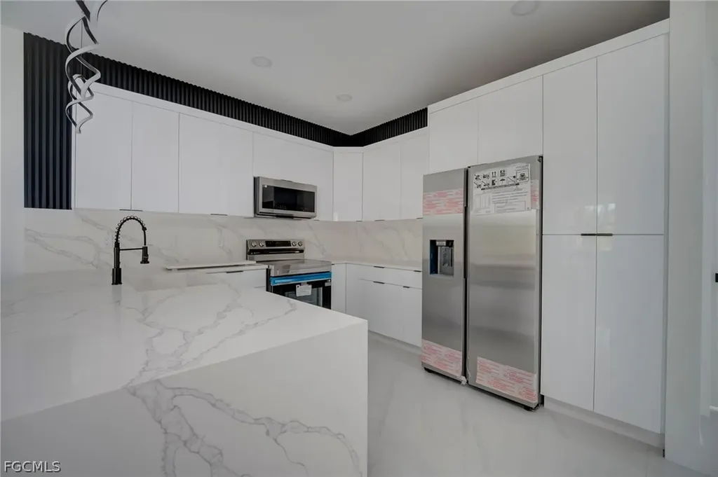 3814 17th Street W Lehigh Acres FL 33971