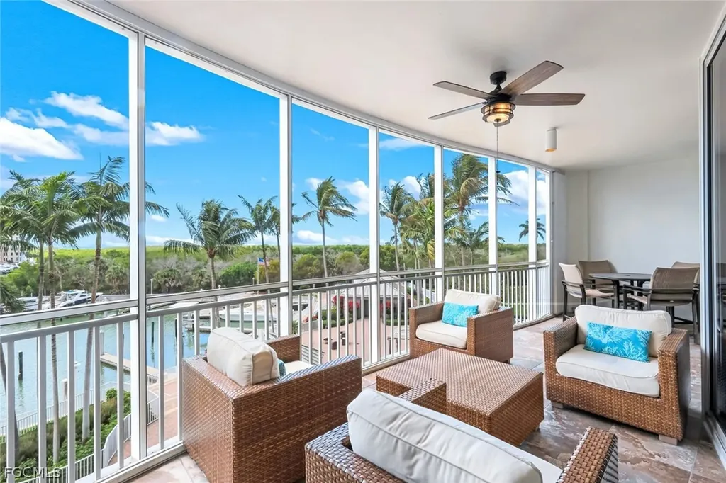 13675 Vanderbilt Drive Naples FL 34110