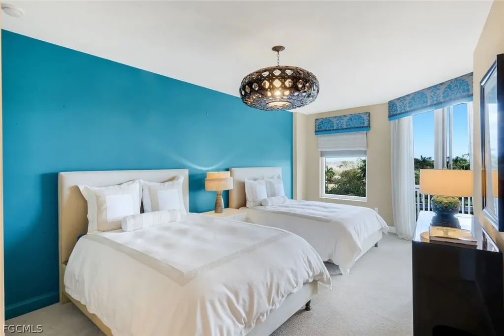 13675 Vanderbilt Drive Naples FL 34110