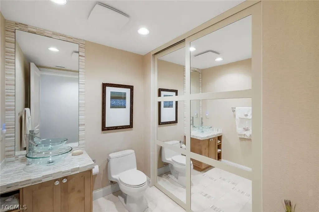 13675 Vanderbilt Drive Naples FL 34110