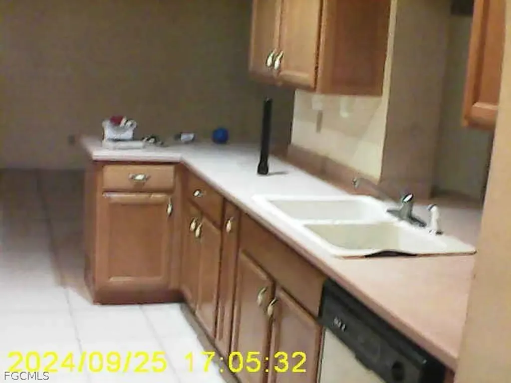 100 Sebring Circle Lehigh Acres FL 33936