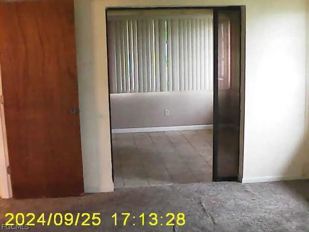 100 Sebring Circle Lehigh Acres FL 33936