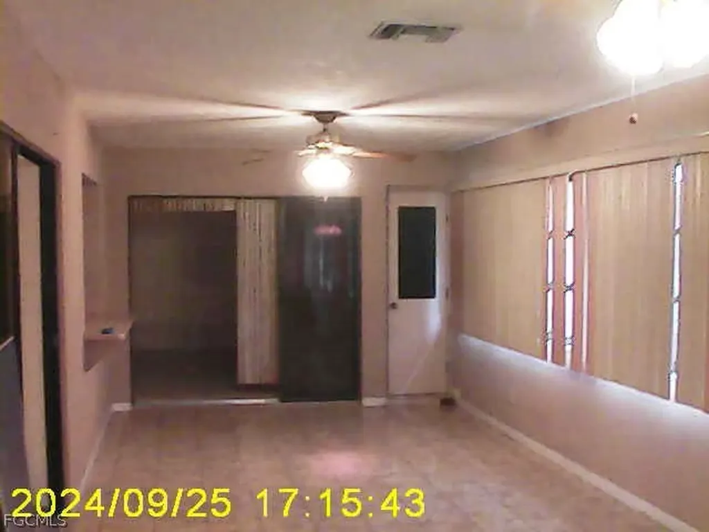 100 Sebring Circle Lehigh Acres FL 33936