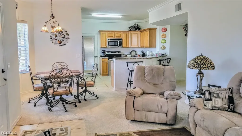1800 Concordia Lake Circle Cape Coral FL 33909