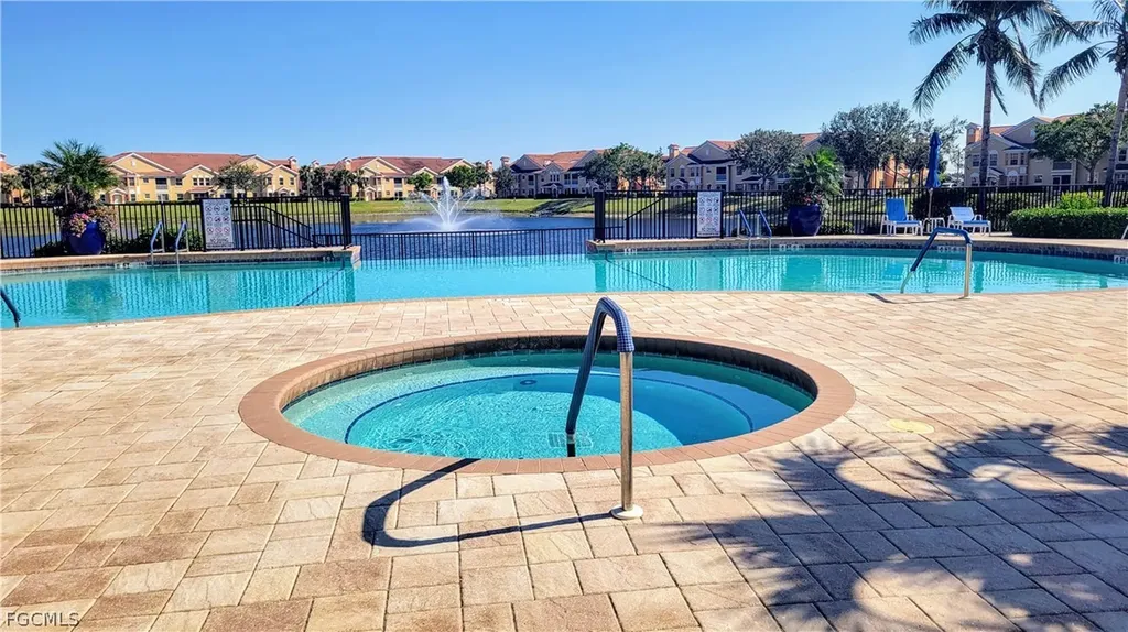1800 Concordia Lake Circle Cape Coral FL 33909