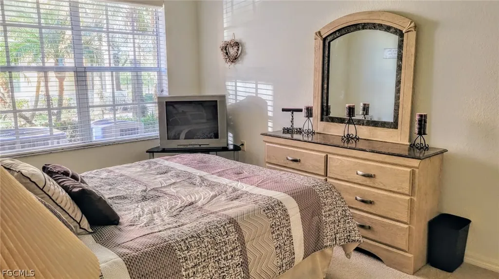 1800 Concordia Lake Circle Cape Coral FL 33909
